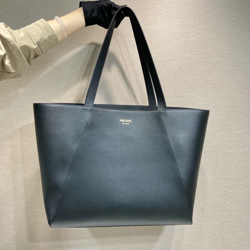 Pra*a tote bags
